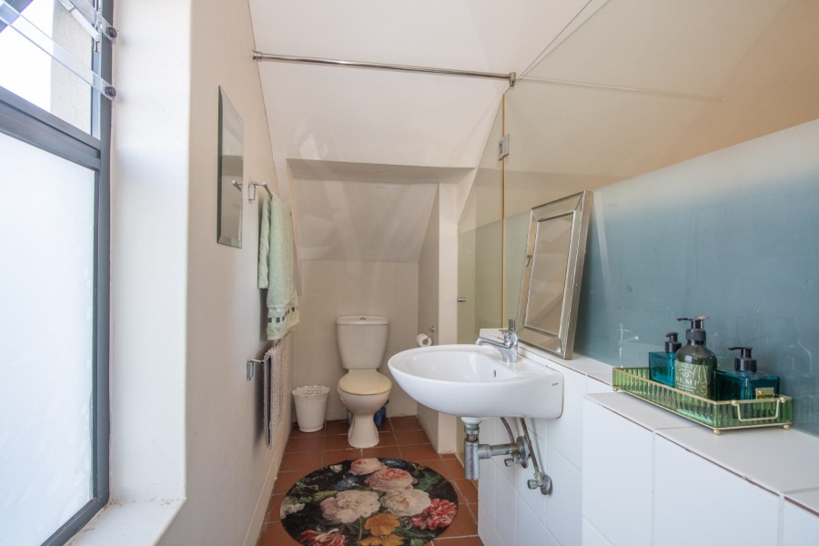 3 Bedroom Property for Sale in Milkwood Park Western Cape